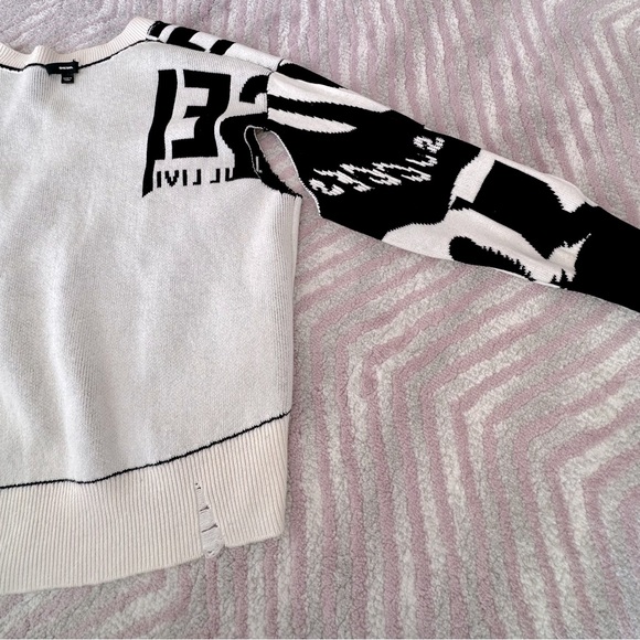 Diesel cutout black and white print sweater. Size S. Very good condition - Picture 10 of 10